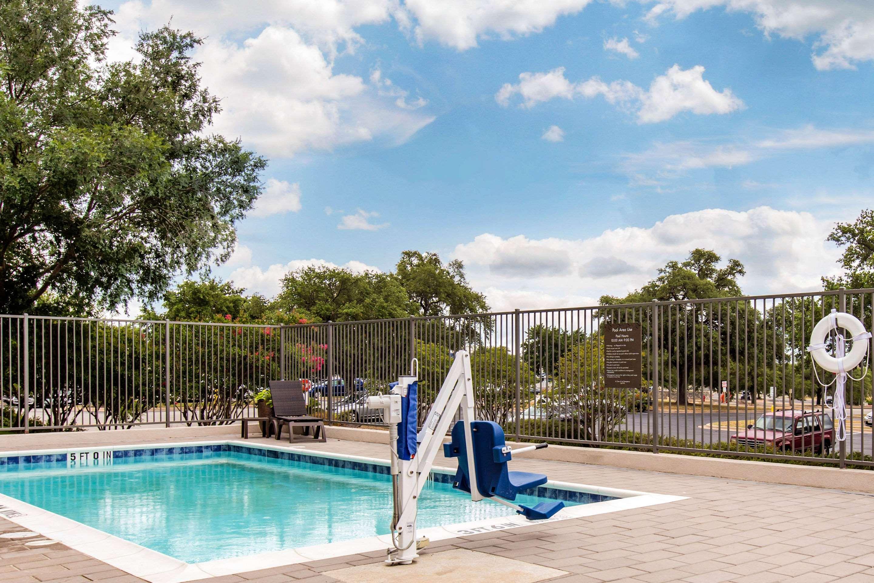 Comfort Suites - South Austin Kültér fotó